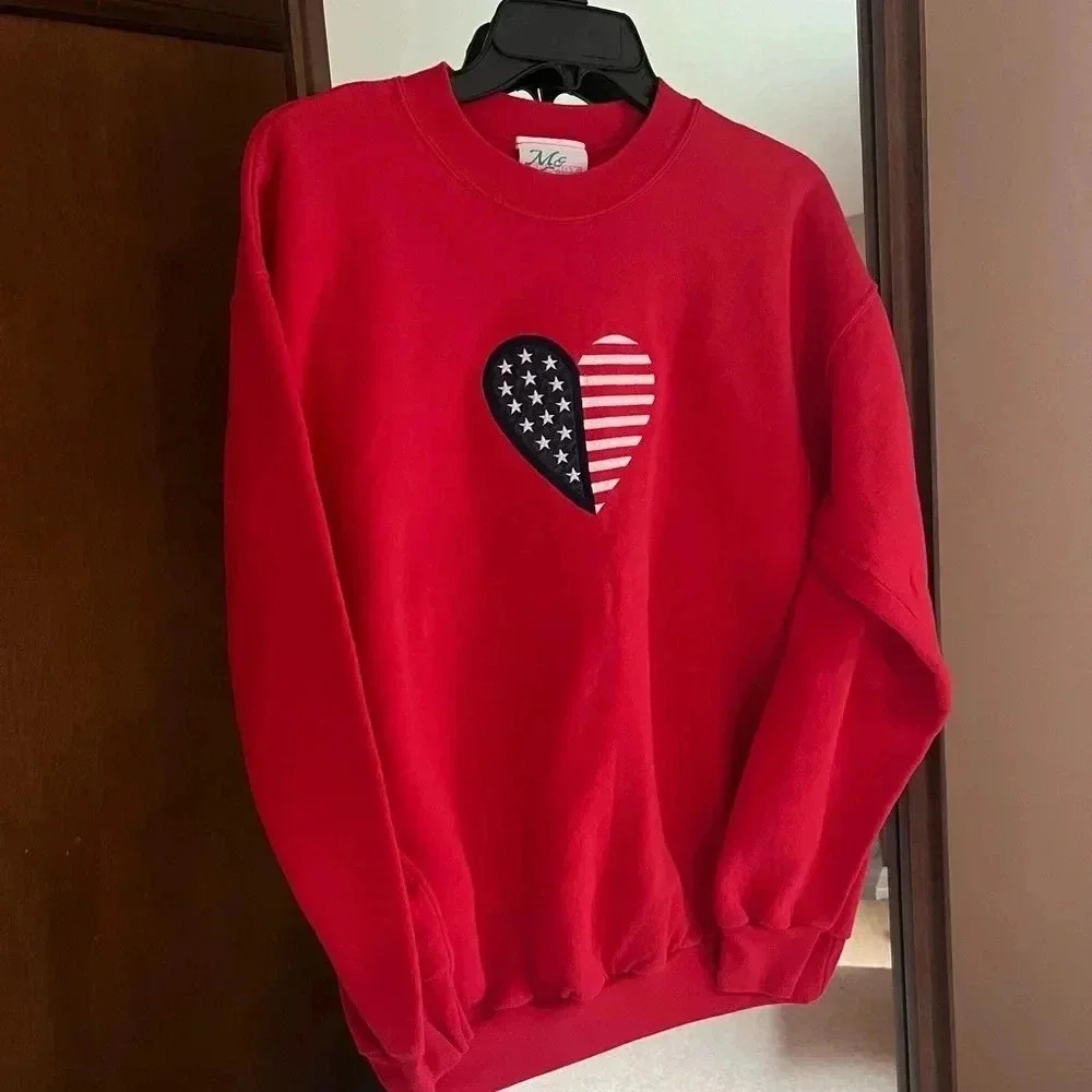 Vintage America Heart Crewneck Sweatshirt Embroidered Medium Patriotic